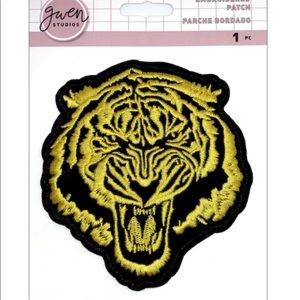 Gwen Studios Black & Yellow 4" Tiger Iron-On Patch